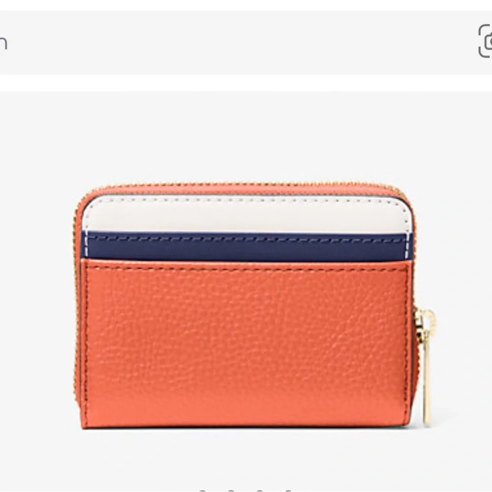 Michael Kors Jet Set Travel Medium Color-Block Zip Around Wallet Card Case
NWT - Picture 3 of 16